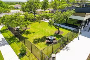 561 Greatest Gift Wy, Jarrell, TX 76537 - Photo 26