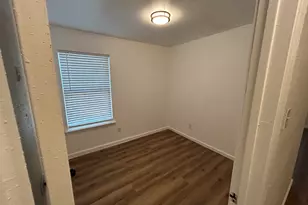 1118 Brookswood Ave E, Austin, TX 78721 - Photo 4