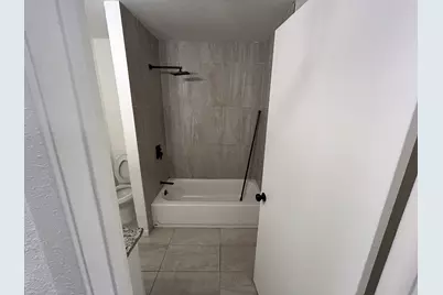 1118 Brookswood Ave E #B, Austin, TX 78721 - Photo 14