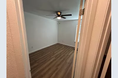 1118 Brookswood Ave E #B, Austin, TX 78721 - Photo 10