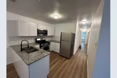 1118 Brookswood Ave E #B, Austin, TX 78721 - Photo 1