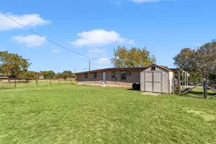 1415 Bee Ln, Tow, TX 78672 - Photo 16