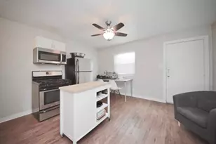 2401 Manor Rd, Austin, TX 78722 - Photo 4