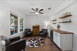 11129 Cherisse Dr, Austin, TX 78739 - Photo 10