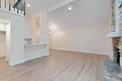 1702 Cinnamon Path, Austin, TX 78704 - Photo 6