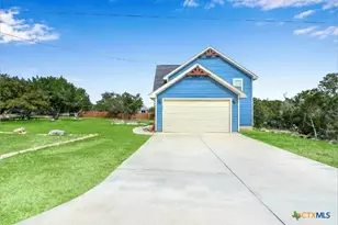 1009 Eagle Flight Dr Dr, Canyon Lake, TX 78133 - Photo 4