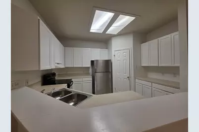 8617 Talyne Chaise Circle #B, Austin, TX 78729 - Photo 4