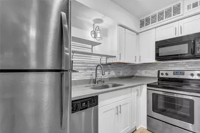 1840 Burton Drive #184, Austin, TX 78741 - Photo 4