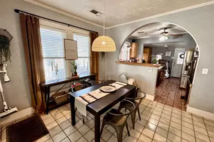 802 Hudgins St, Smithville, TX 78957 - Photo 18