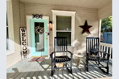 802 Hudgins Street, Smithville, TX 78957 - Photo 2