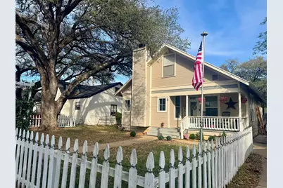 802 Hudgins Street, Smithville, TX 78957 - Photo 1
