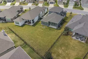 540 Faith Dr, Liberty Hill, TX 78642 - Photo 32