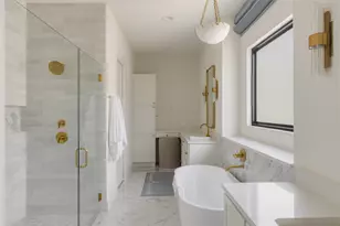 705 W 10th St, Georgetown, TX 78626 - Photo 28