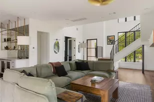 705 W 10th St, Georgetown, TX 78626 - Photo 10