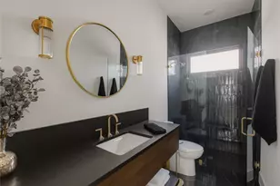 705 W 10th St, Georgetown, TX 78626 - Photo 22