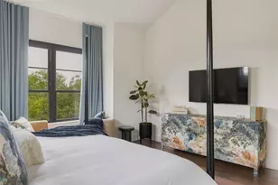 705 W 10th St, Georgetown, TX 78626 - Photo 26