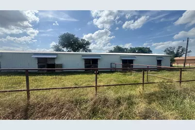 18007 Fm 1100, Elgin, TX 78621 - Photo 10