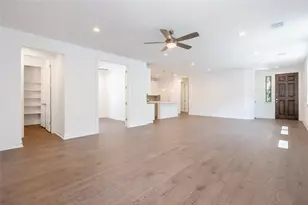 286 Orleanian Dr, Buda, TX 78610 - Photo 10