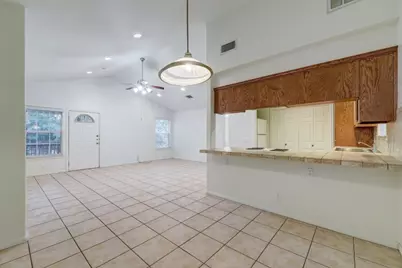 106 E 46th Street #B, Austin, TX 78751 - Photo 10