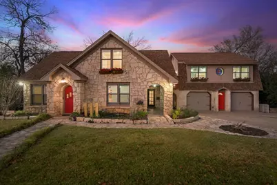 111 E 2nd Street, Georgetown, TX 78626 - Photo 1