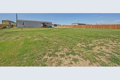 117 Castellana Way, Elgin, TX 78621 - Photo 26