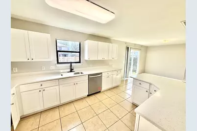 6721 Walkup Lane, Austin, TX 78747 - Photo 8