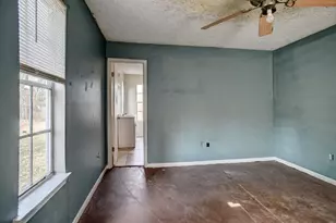 148 Pine Valley Dr, Paige, TX 78659 - Photo 14