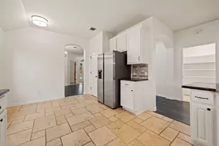 8113 Campeche Bay Pl, Round Rock, TX 78681 - Photo 10