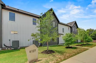 4127 E 12th St, Austin, TX 78721 - Photo 32