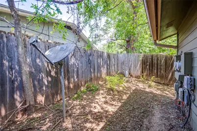 5208 Bogey Court #B, Austin, TX 78744 - Photo 30