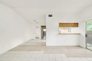 5208 Bogey Ct, Austin, TX 78744 - Photo 8