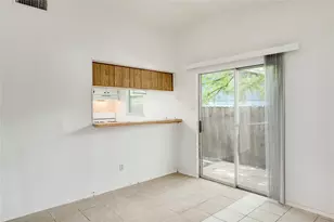 5208 Bogey Ct, Austin, TX 78744 - Photo 12