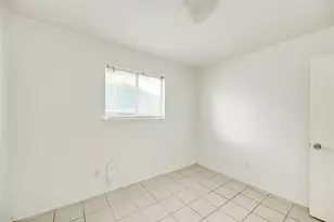 5208 Bogey Ct, Austin, TX 78744 - Photo 18