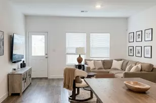 13513 Menard Wy, Elgin, TX 78621 - Photo 4