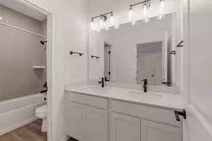 601 Ridge Point Dr, Georgetown, TX 78628 - Photo 18