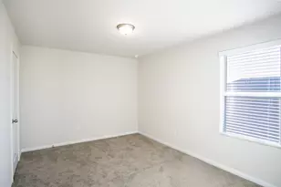 130 Yellowstone Dr, Kyle, TX 78640 - Photo 10