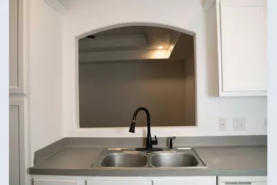 2846 Wyoming Street, San Antonio, TX 78203 - Photo 16