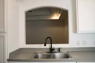 2846 Wyoming St, San Antonio, TX 78203 - Photo 16