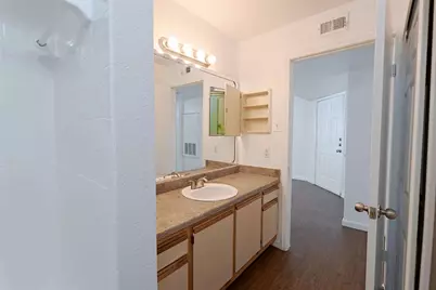 2430 Cromwell Circle #0408, Austin, TX 78741 - Photo 18