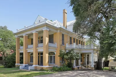 504 S Main Street, Lockhart, TX 78644 - Photo 1