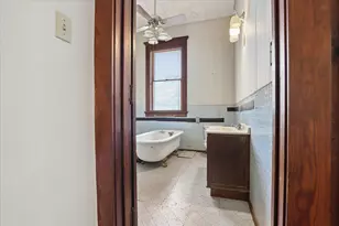 504 S Main St, Lockhart, TX 78644 - Photo 28