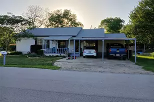 1206 W 8th St, Caldwell, TX 77836 - Photo 1
