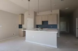 4712 Lava Is Dr, Austin, TX 78747 - Photo 6
