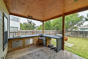 1061 London Ln, Georgetown, TX 78626 - Photo 30
