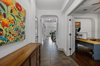 8000 Alophia Drive, Austin, TX 78739 - Photo 10
