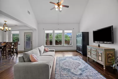 8000 Alophia Drive, Austin, TX 78739 - Photo 12
