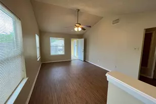 8117 West Gate Blvd, Austin, TX 78745 - Photo 2