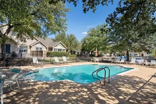 30 Wildwood Dr, Georgetown, TX 78633 - Photo 32