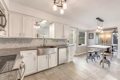 13207 Mansfield Drive, Austin, TX 78732 - Photo 8