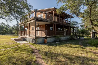 140 Mountain Loop Drive, Johnson City, TX 78636 - Photo 2